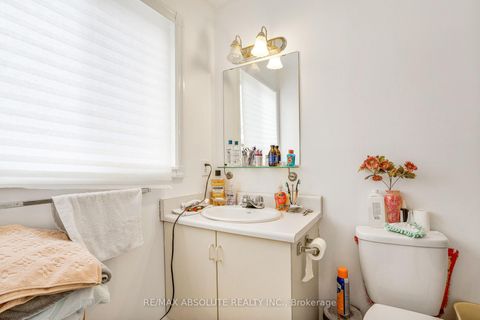 Photo 13 at 677 Mathieu Way, Fallingbrook/Pineridge, Orleans