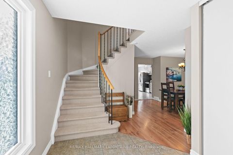 Photo 3 at 1802 Turnberry Road, Queenswood Heights South, Orleans