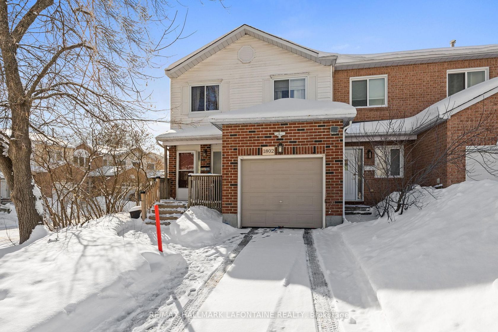 1802 Turnberry Road, Queenswood Heights South, Orleans 2