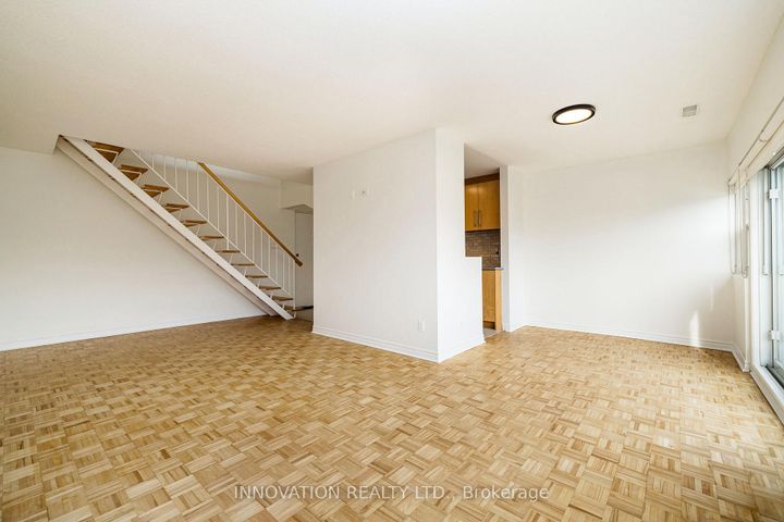 Photo 9 at 224 - 12 Corkstown Road, Nepean (Lakeview Park), Ottawa