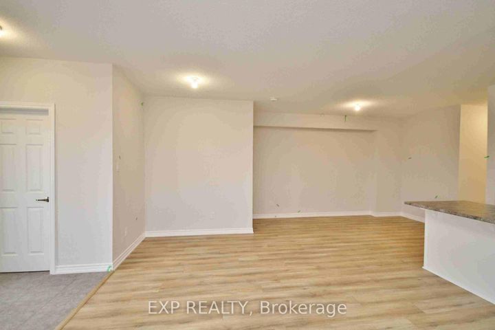 Photo 9 at 294 Zenith Private, Nepean (Half Moon Bay), Ottawa