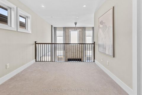 Photo 17 at 332 Haliburton Heights S, Emerald Meadows/Trailwest, Kanata