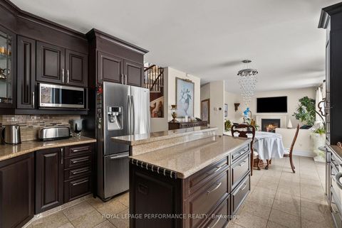 Photo 12 at 2091 Ricardo Street, Avalon East, Orleans