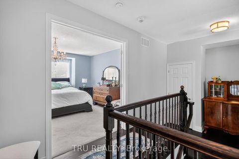 Photo 24 at 126 Pinelock Street, Emerald Meadows/Trailwest, Kanata