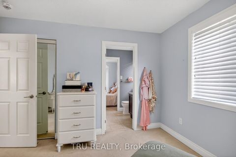 Photo 35 at 126 Pinelock Street, Emerald Meadows/Trailwest, Kanata