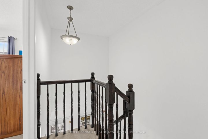 Photo 15 at 32 Dundalk Private, Nepean (Stonebridge), Ottawa