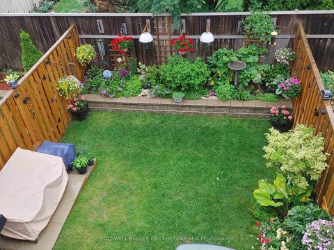 Photo 33 at 32 Dundalk Private, Nepean (Stonebridge), Ottawa