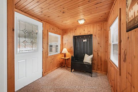 Photo 2 at 29 Daniel Street S, Arnprior