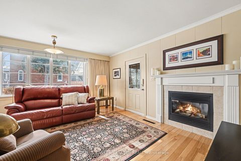 Photo 5 at 29 Daniel Street S, Arnprior