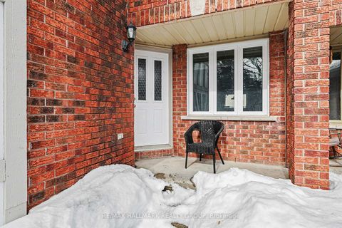 Photo 2 at 64 Grenadier Way, Nepean (Longfields), Ottawa