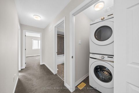 Photo 20 at 783 Brittanic Road, Emerald Meadows/Trailwest, Kanata