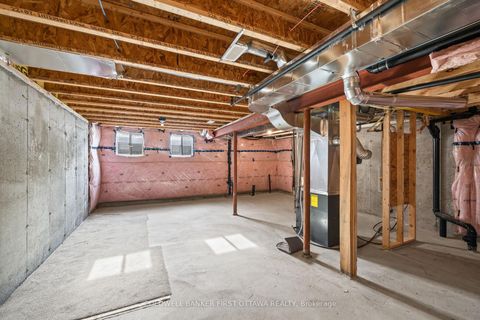 Photo 21 at 783 Brittanic Road, Emerald Meadows/Trailwest, Kanata