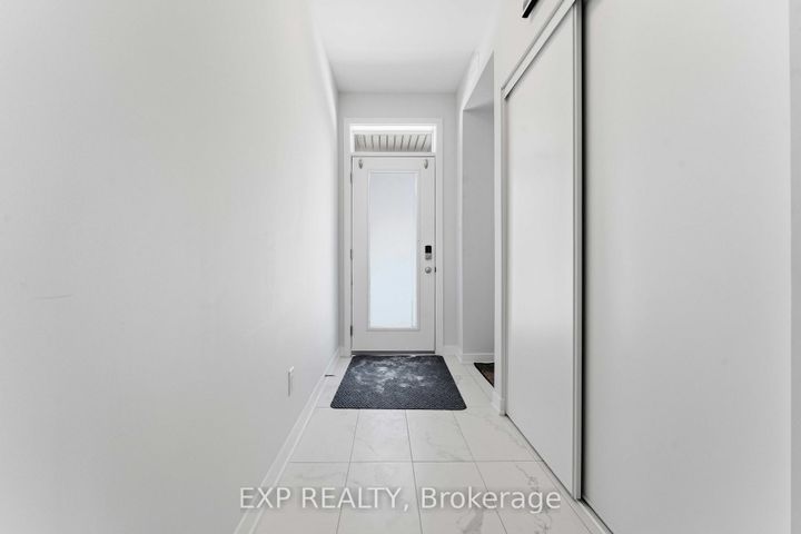 Photo 4 at 116 Parnian Private, Nepean (Half Moon Bay), Ottawa