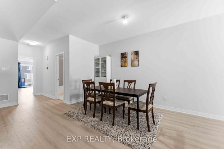 Photo 12 at 116 Parnian Private, Nepean (Half Moon Bay), Ottawa