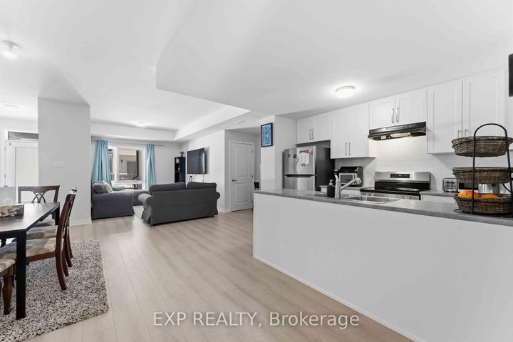 Photo 17 at 116 Parnian Private, Nepean (Half Moon Bay), Ottawa