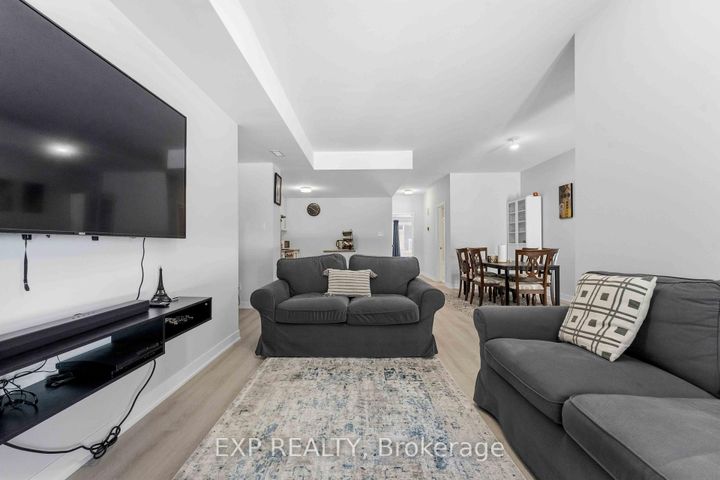 Photo 19 at 116 Parnian Private, Nepean (Half Moon Bay), Ottawa