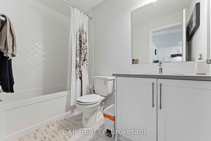 Photo 21 at 116 Parnian Private, Nepean (Half Moon Bay), Ottawa