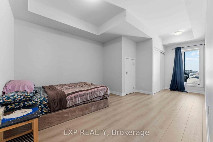 Photo 22 at 116 Parnian Private, Nepean (Half Moon Bay), Ottawa