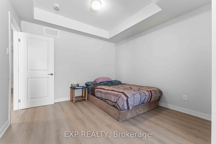 Photo 23 at 116 Parnian Private, Nepean (Half Moon Bay), Ottawa