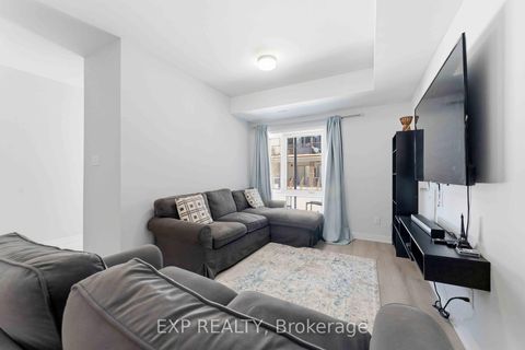 Photo 10 at 116 Parnian Private, Nepean (Half Moon Bay), Ottawa