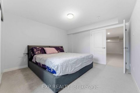 Photo 41 at 116 Parnian Private, Nepean (Half Moon Bay), Ottawa