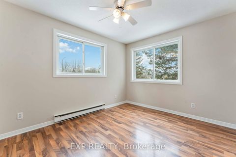 Photo 15 at 45A - 802 St. Andre Drive, Hiawatha Park/Convent Glen, Orleans