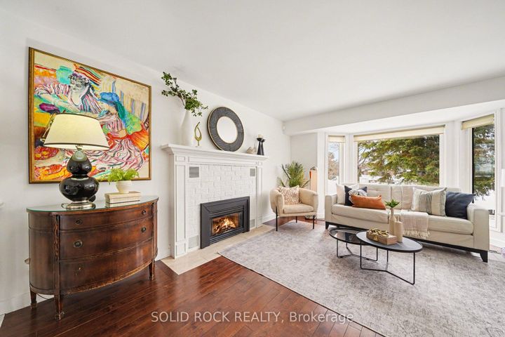 Photo 12 at 51 Pemberton Crescent, Nepean (Manordale), Ottawa