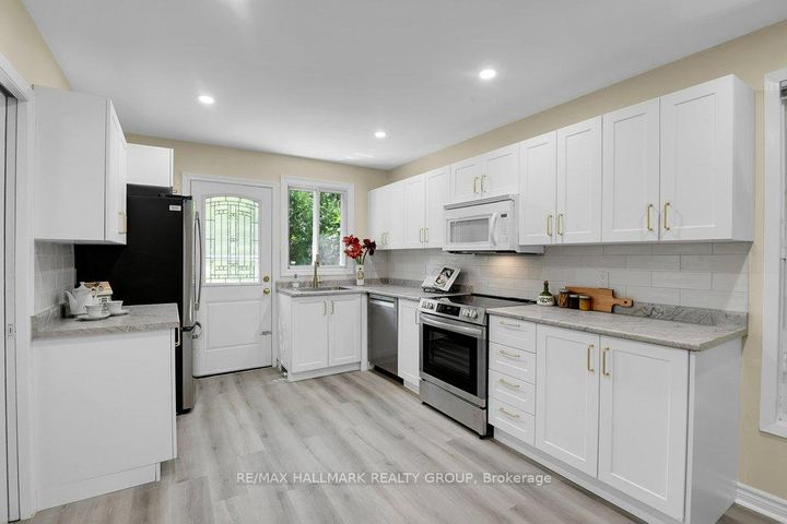 Photo 15 at 6 Westdale Avenue, Nepean (Lakeview Park), Ottawa