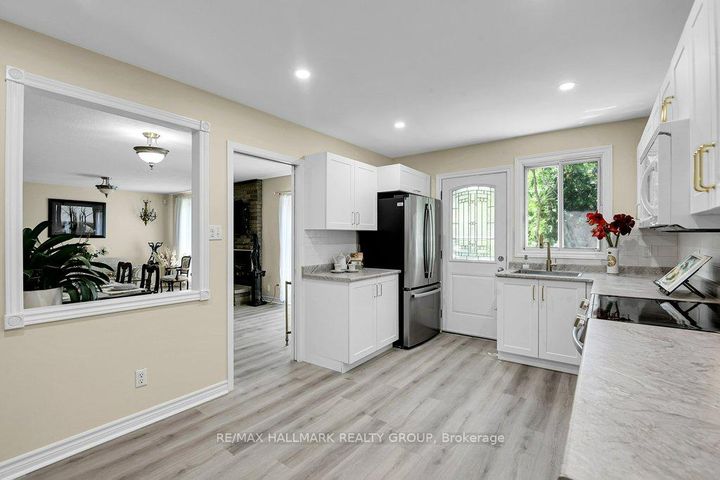 Photo 16 at 6 Westdale Avenue, Nepean (Lakeview Park), Ottawa