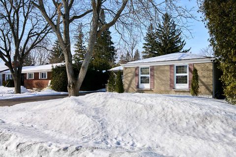 Photo 2 at 6 Westdale Avenue, Nepean (Lakeview Park), Ottawa