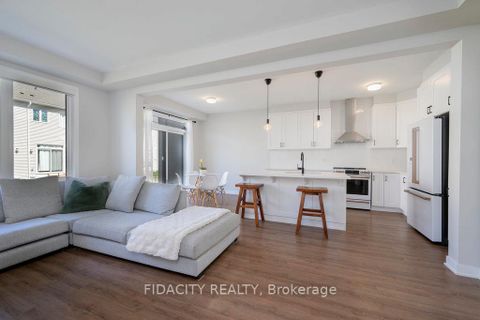 Photo 7 at 183 Yearling Circle, Goulbourn Twp From Franktown Rd/South To Rideau, Stittsville