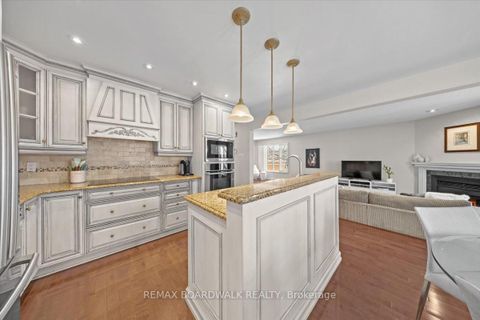 Photo 11 at 1367 Talcy Crescent, Fallingbrook/Ridgemount, Orleans