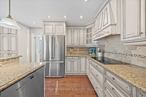 Photo 12 at 1367 Talcy Crescent, Fallingbrook/Ridgemount, Orleans