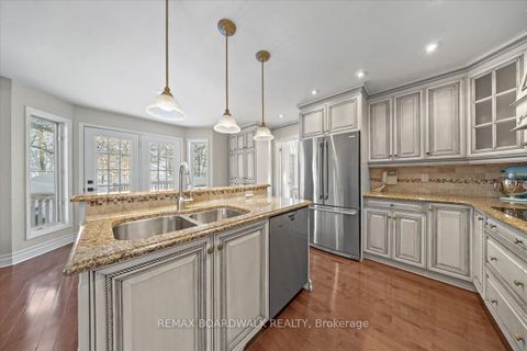 Photo 16 at 1367 Talcy Crescent, Fallingbrook/Ridgemount, Orleans