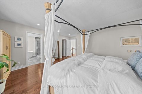 Photo 27 at 1367 Talcy Crescent, Fallingbrook/Ridgemount, Orleans