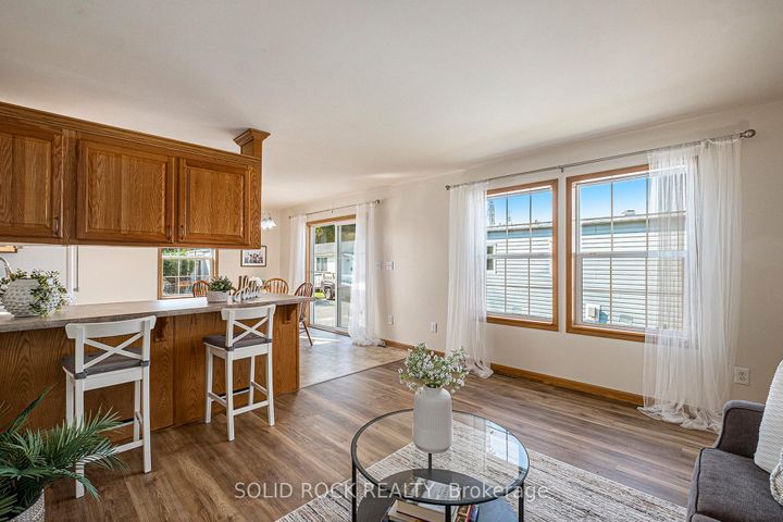 Photo 5 at 65 Vanier Road, Nepean (Industrial Park), Ottawa