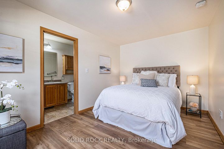 Photo 15 at 65 Vanier Road, Nepean (Industrial Park), Ottawa