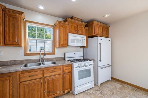 Photo 10 at 65 Vanier Road, Nepean (Industrial Park), Ottawa