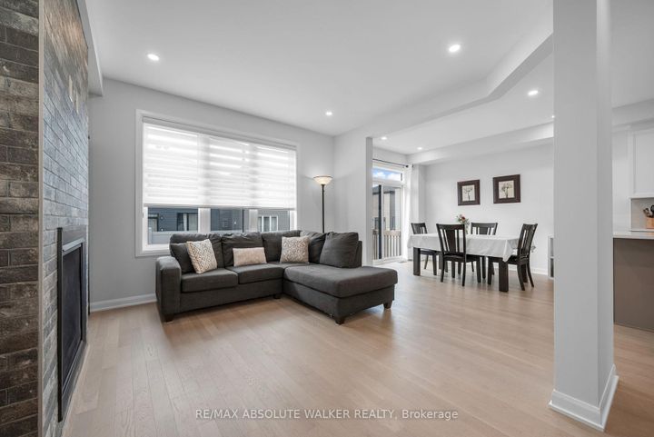 Photo 3 at 21 Fossa Terrace N, Nepean (Half Moon Bay), Ottawa