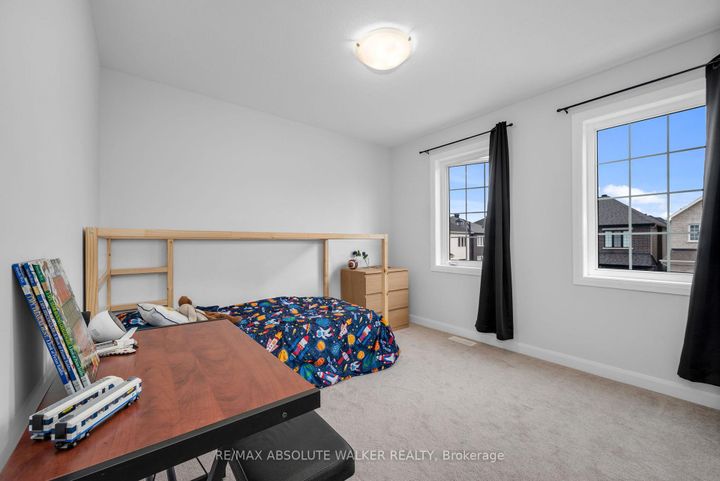 Photo 18 at 21 Fossa Terrace N, Nepean (Half Moon Bay), Ottawa