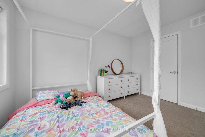 Photo 22 at 21 Fossa Terrace N, Nepean (Half Moon Bay), Ottawa