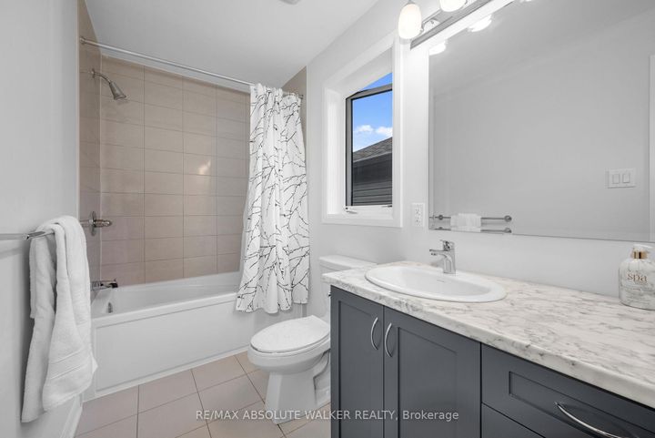 Photo 24 at 21 Fossa Terrace N, Nepean (Half Moon Bay), Ottawa