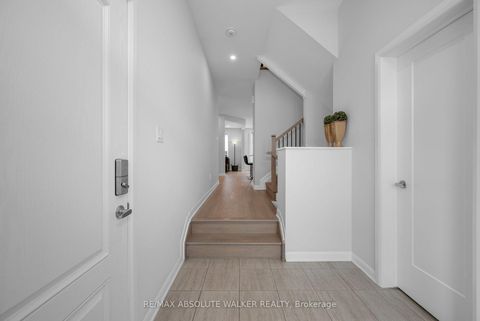 Photo 1 at 21 Fossa Terrace N, Nepean (Half Moon Bay), Ottawa