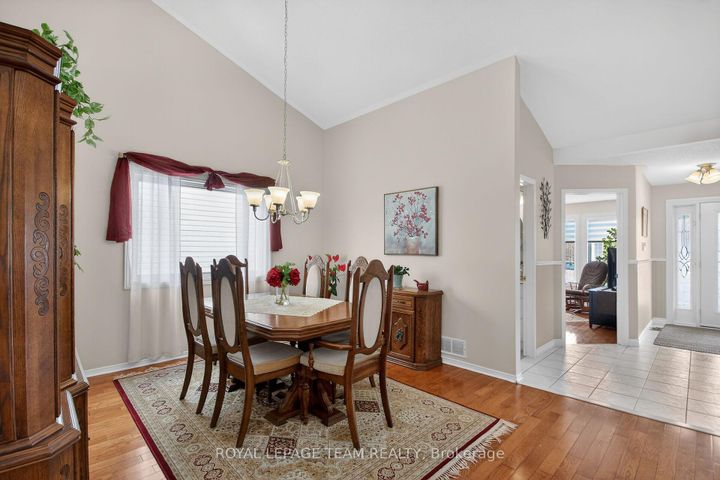 Photo 10 at 26 Settlers Ridge Way, Nepean (Longfields), Ottawa