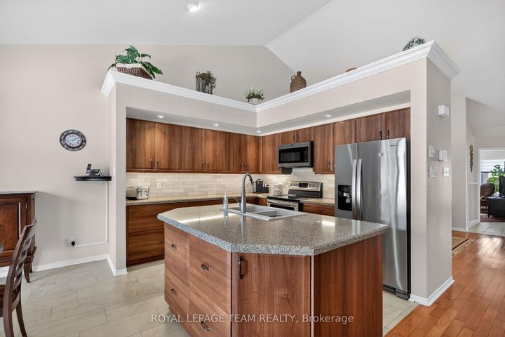 Photo 20 at 26 Settlers Ridge Way, Nepean (Longfields), Ottawa