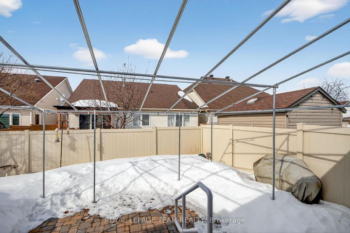 Photo 43 at 26 Settlers Ridge Way, Nepean (Longfields), Ottawa