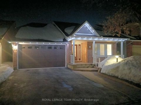 Photo 2 at 26 Settlers Ridge Way, Nepean (Longfields), Ottawa