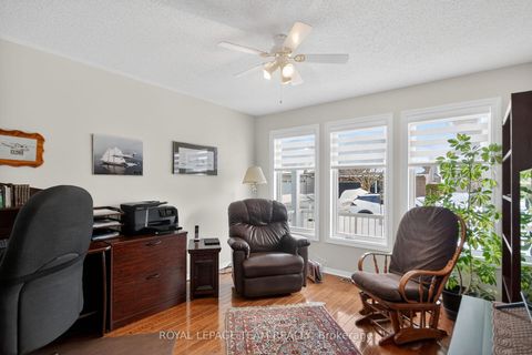 Photo 7 at 26 Settlers Ridge Way, Nepean (Longfields), Ottawa
