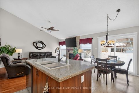 Photo 18 at 26 Settlers Ridge Way, Nepean (Longfields), Ottawa