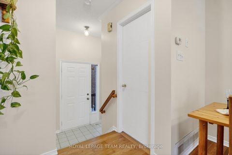 Photo 2 at 48 JACKMAN Terrace, Katimavik, Kanata